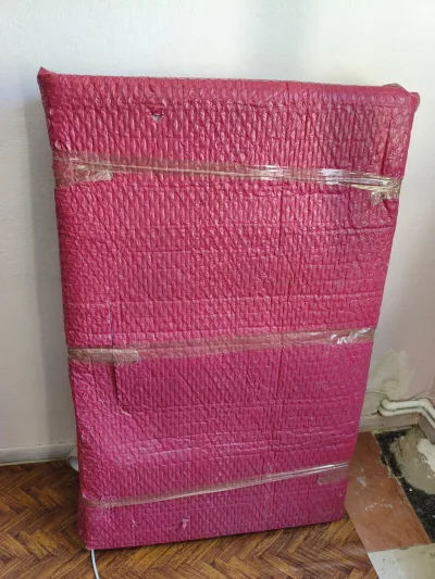 Balonlu koruma malzemesi ile paketlenmiş mobilya